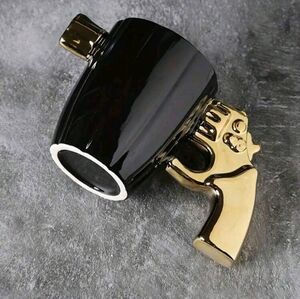 Black and Gold Gun Handle Mug (400 mL)